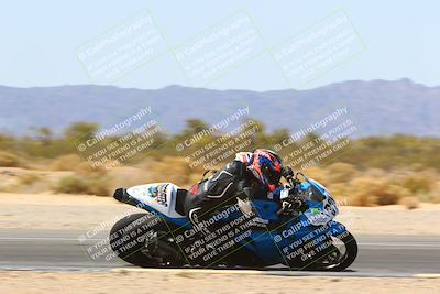 media/Apr-17-2022-CVMA (Sun) [[f474cfa795]]/Race 14 500 Supersport-350 Supersport (Holeshot)/